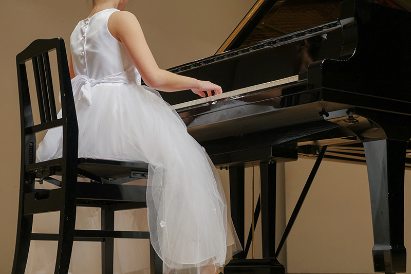 中野の音楽教室・Happy Sound華音には気軽に利用できる体験レッスンもございます